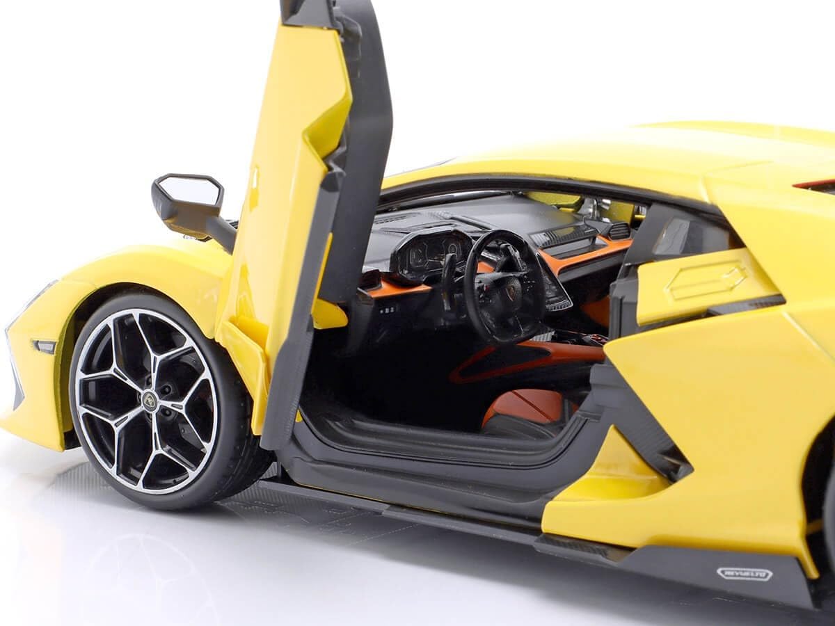 MAISTO 1:18 Lamborghini Revuelto 2023 Diecast Model Car – Yellow Giallo Inti Metallic, Collector-Grade Supercar Replica