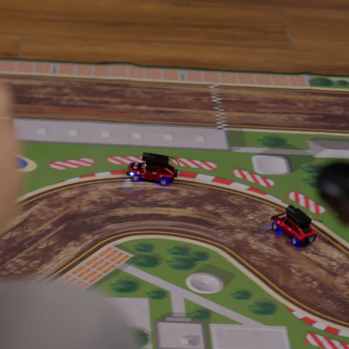 Amax Power Craze Micro FPV Racer RC Car – Real-Time HD Video Streaming, 2.4GHz Controller & Immersive VR Racing Track Set