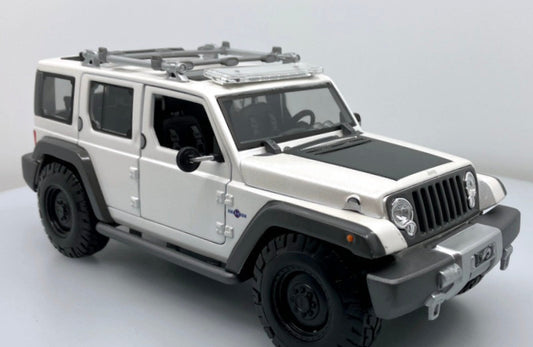 Maisto 1:18 Scale Jeep Rescue Concept Tactical Diecast Model SUV | Premiere Edition Collectible