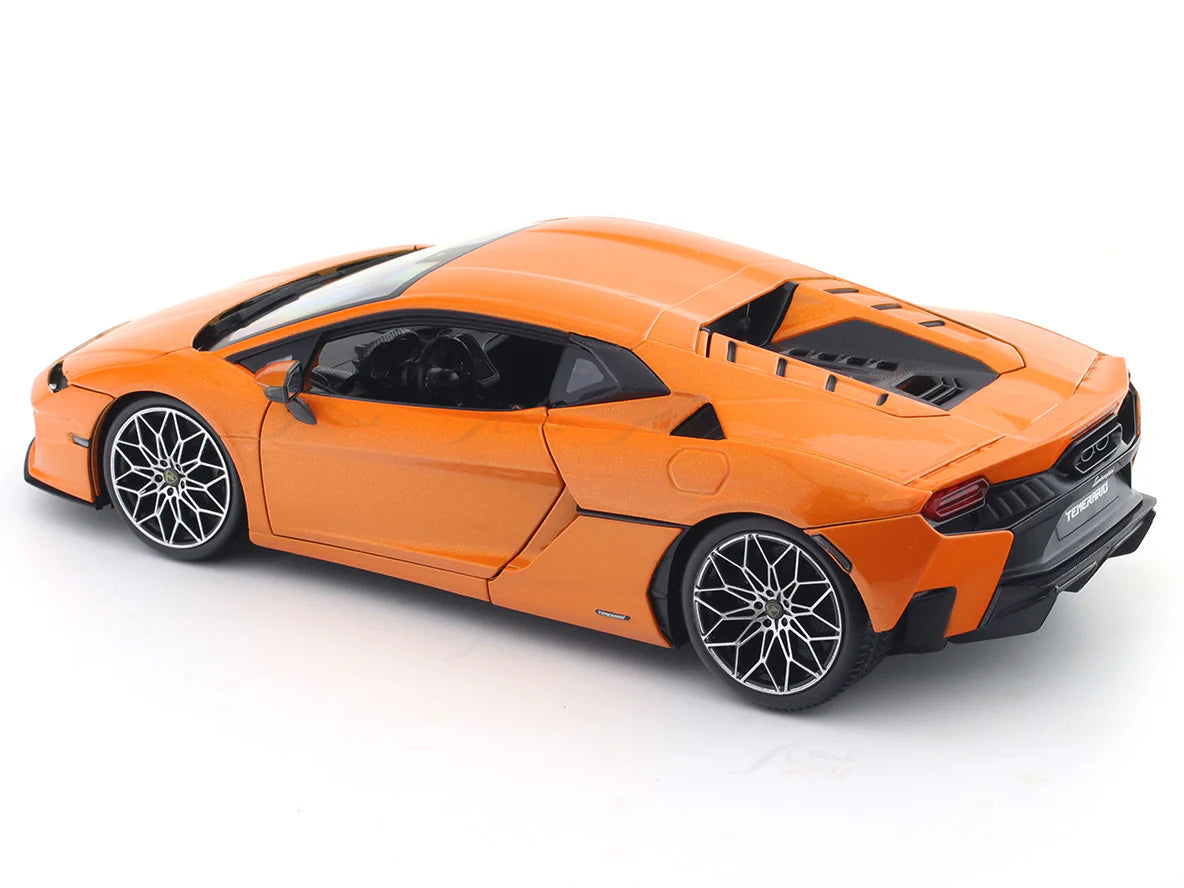 Lamborghini Temerario Orange 1:18 Diecast Model – Licensed Supercar Collectible with Opening Parts & Steerable Wheels