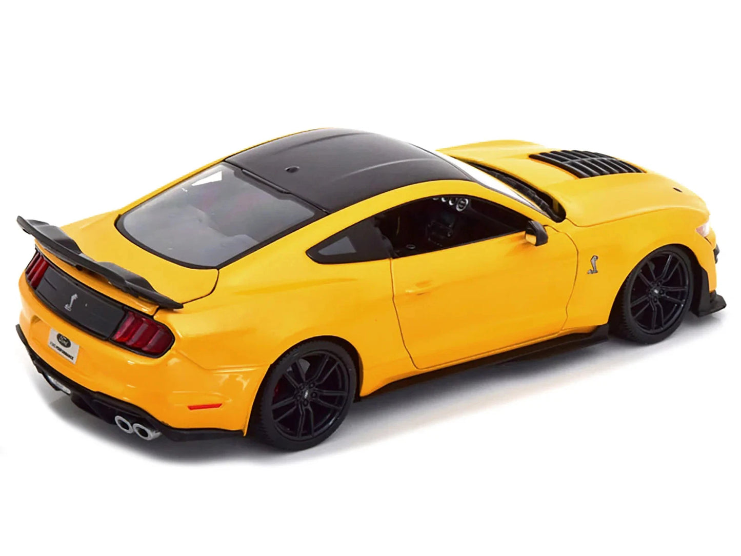Maisto 2020 Ford Mustang Shelby GT500 Yellow with Black Top | Special Edition 1:18 Scale Diecast Model Car