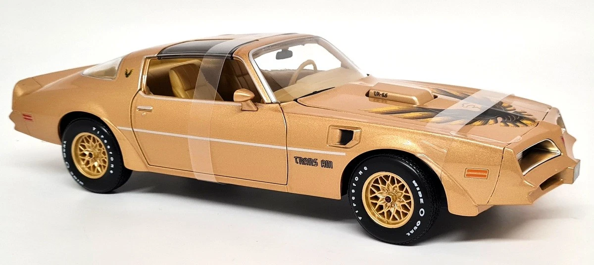 Maisto 1:18 SE 1978 Pontiac Firebird Trans Am Gold & Black Trim – Diecast Model Car (Special Edition Classic American Muscle)